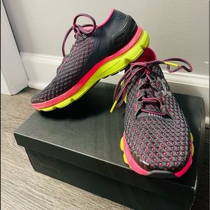 Womens Under Armour sneakers